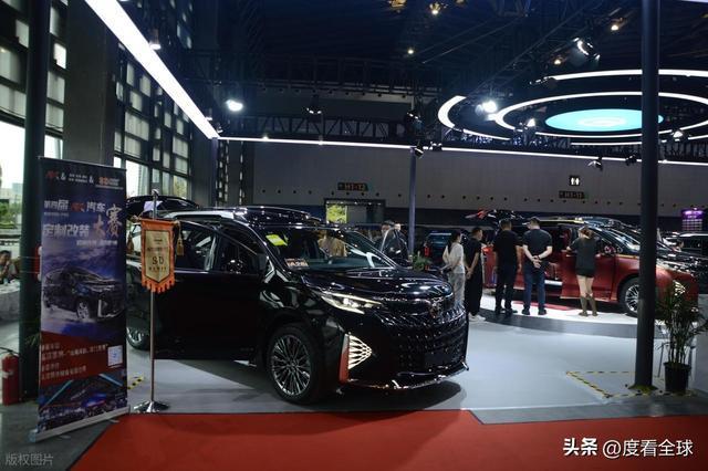 RA 车展曝改装新趋势普通人也能玩澳门新葡京208 台狠车霸屏上海！(图9)